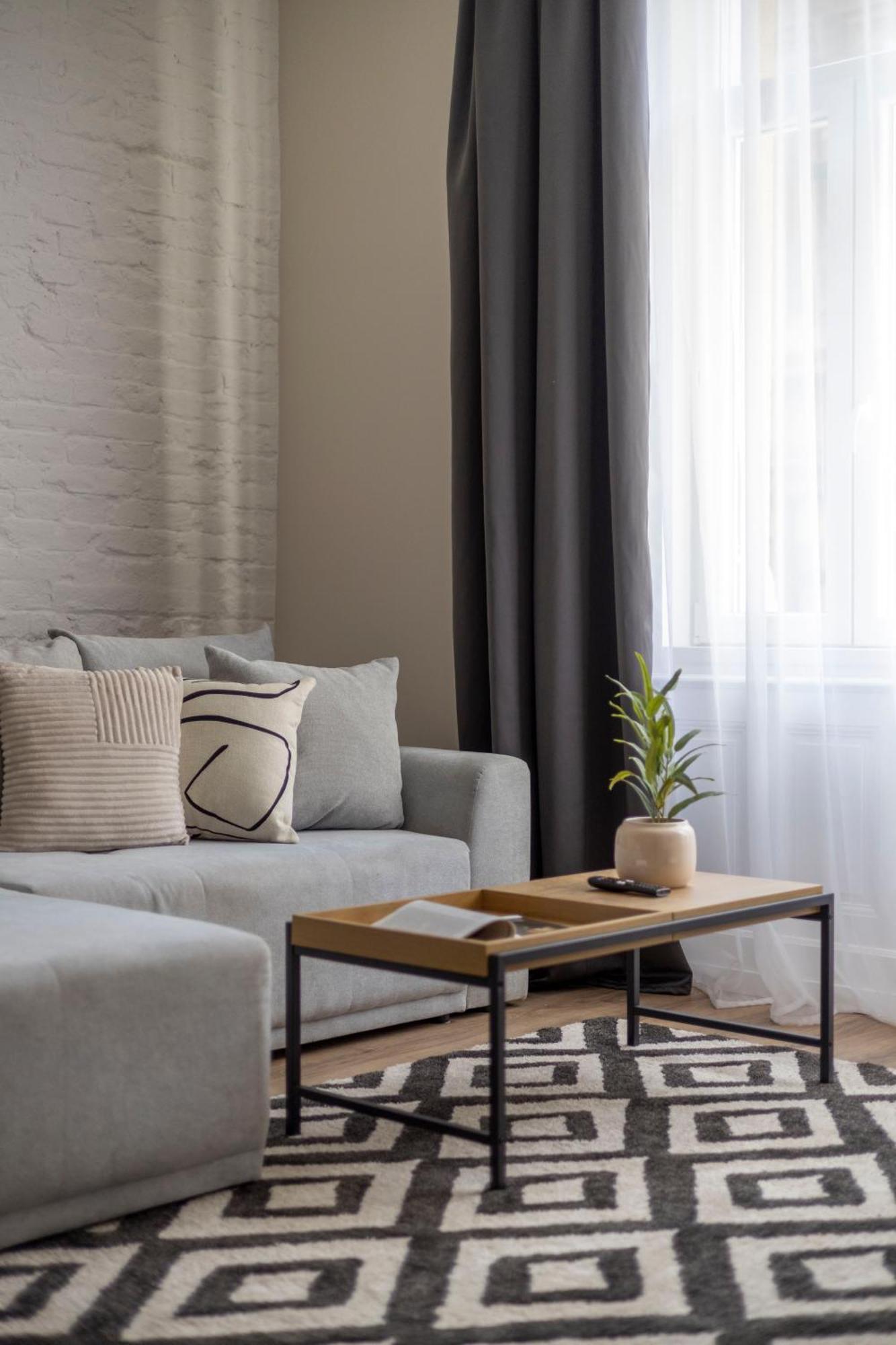 Exclusive Stylish Suite By Prestige Homes Next To The Oktogon بودابست المظهر الخارجي الصورة